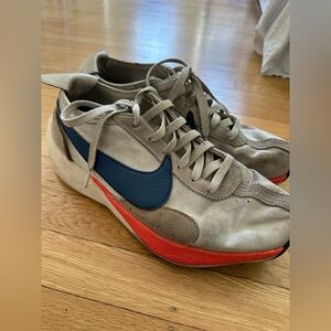 Nike Moon Racer Shoes Vintage